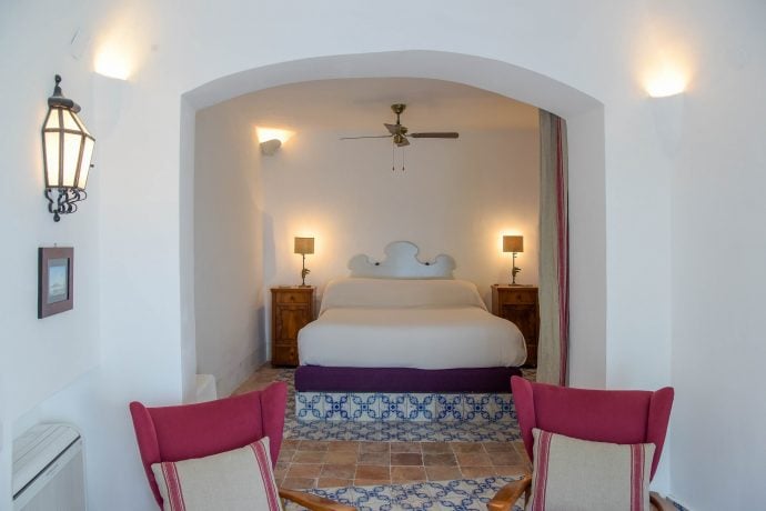 Master bedroom in holiday villa in Amalfi