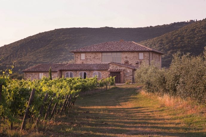 Villa-Casanova-Tuscany-outside